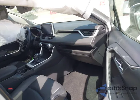 2021 Toyota Rav4 Xle Premium из США, поврежденный, VIN 2T3A1RFV3MW142448